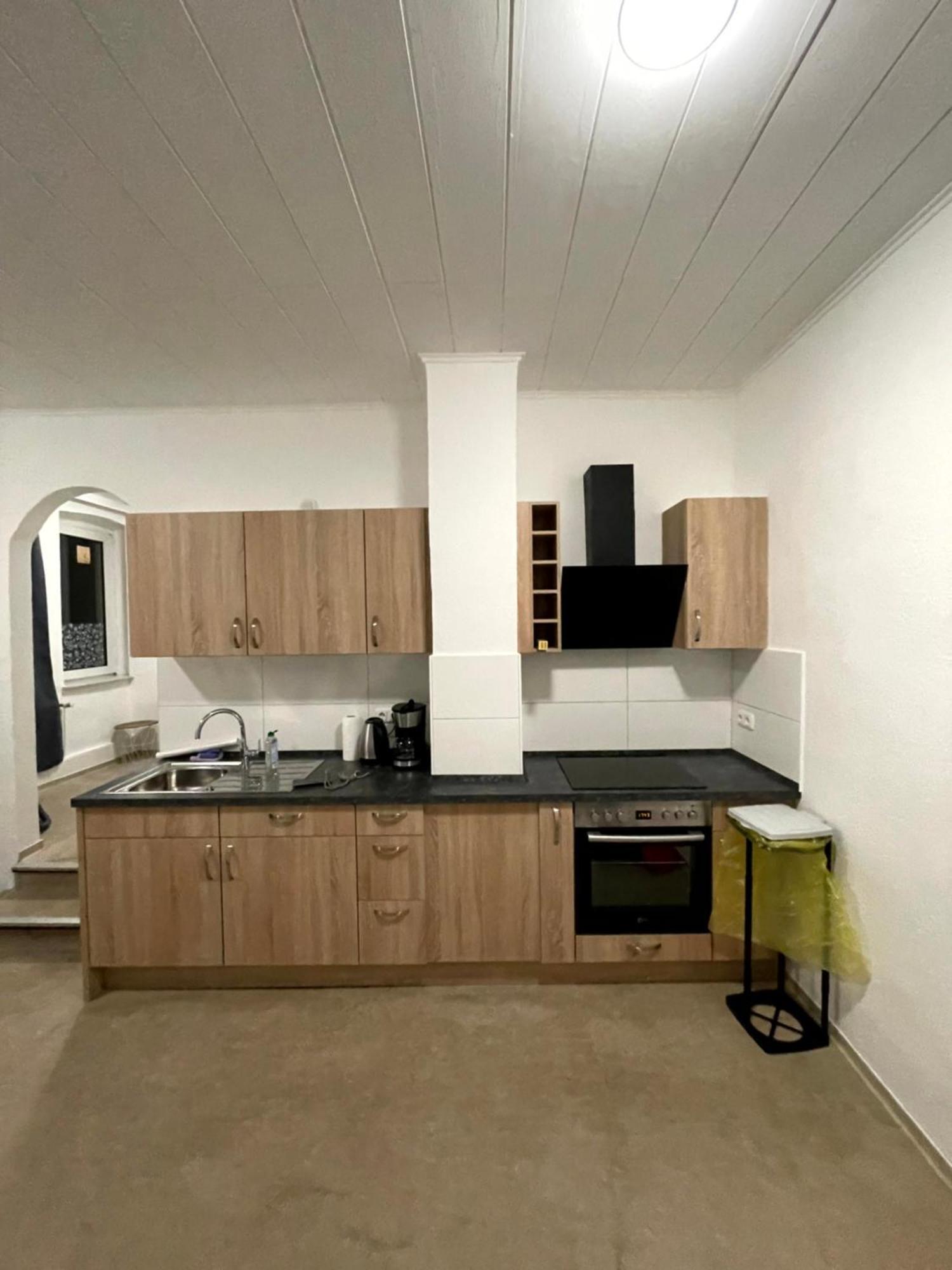City Apartments Direkt Am Hauptbahnhof - Perfekt Fuer Pendler Und Monteure Neumuenster Exterior photo