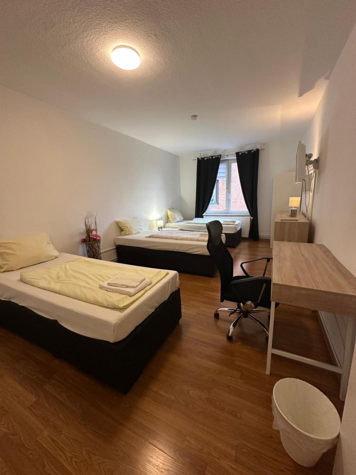 City Apartments Direkt Am Hauptbahnhof - Perfekt Fuer Pendler Und Monteure Neumuenster Exterior photo