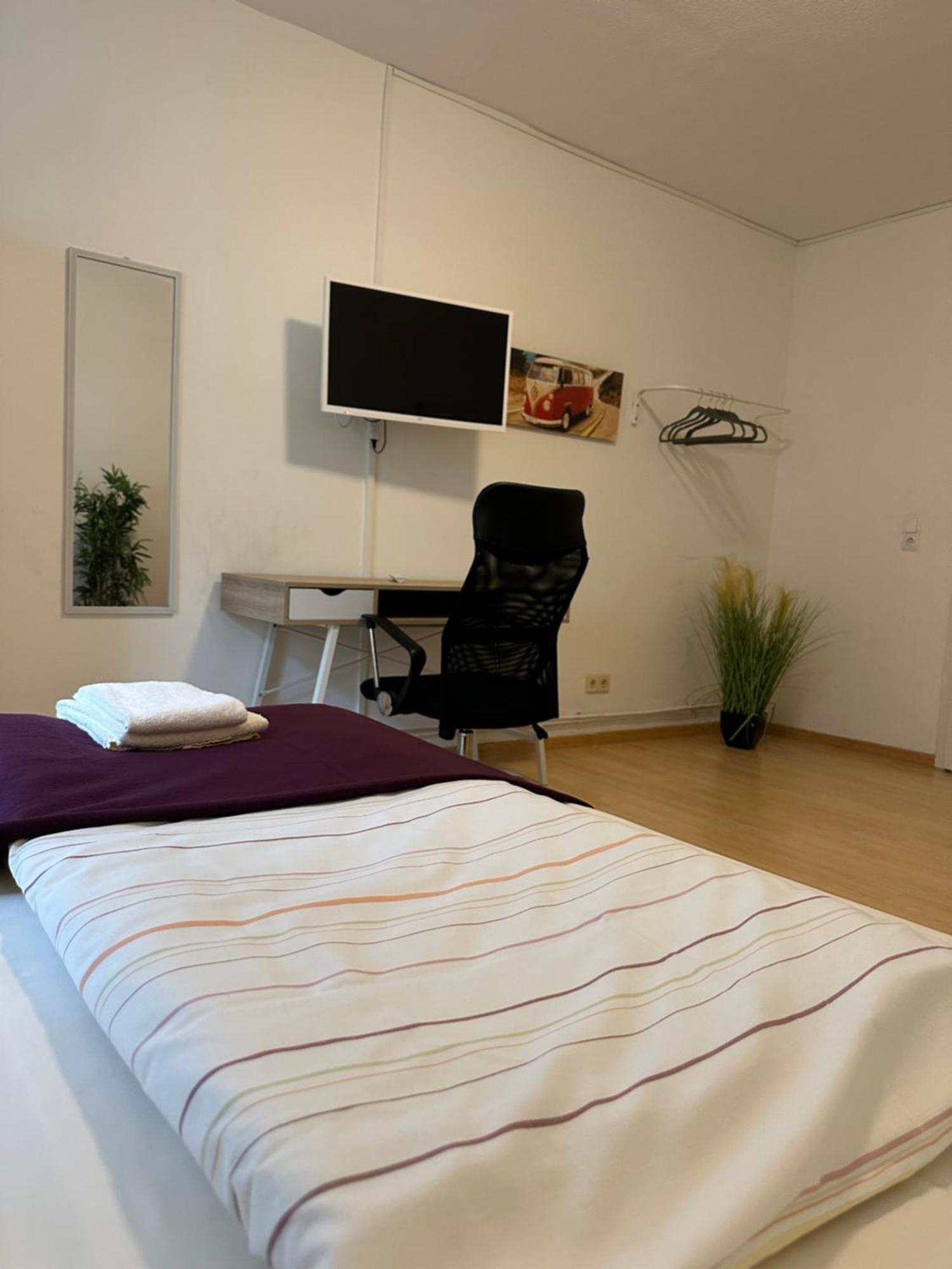 City Apartments Direkt Am Hauptbahnhof - Perfekt Fuer Pendler Und Monteure Neumuenster Exterior photo